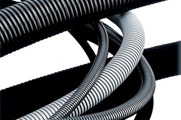 Protección de los cables PMA: una variada selección de tubos y sistemas
