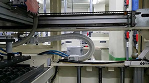 Tubo corrugado e-skin en la producción de placas de circuito impreso
