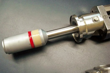 Pistones en una planta de llenado con cojinetes de fricción iglidur®